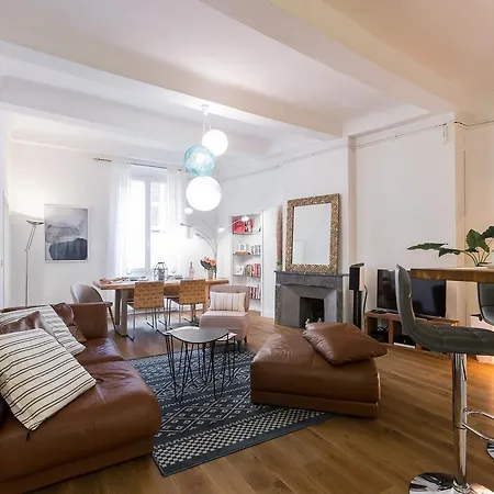 Pref 2 - F4 - Vaste Et Bourgeois ,3 Chambres, Ascenseur, Vx-nice